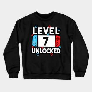 Level 7 Unlocked Gamer 7Th Birthday Video Game Boys Crewneck Sweatshirt